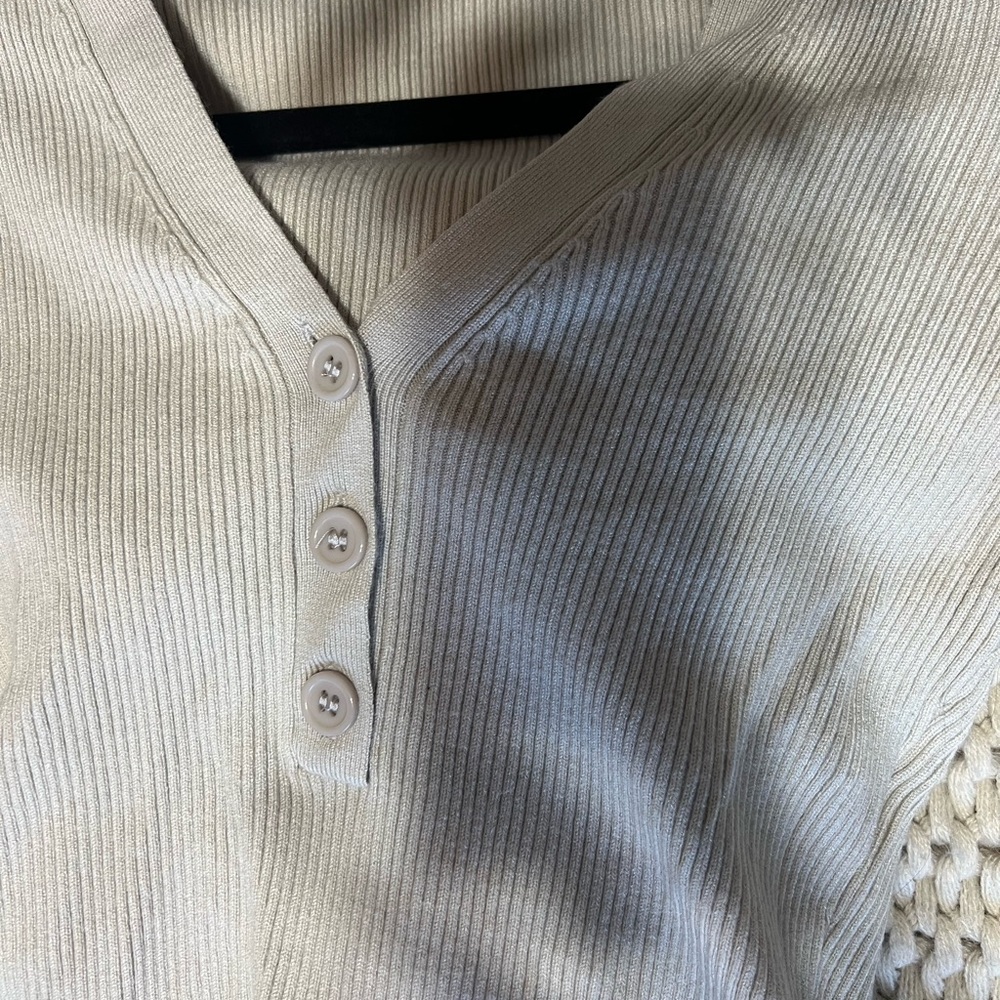 Ribbed Button-Up Top - Picture 3 of 4